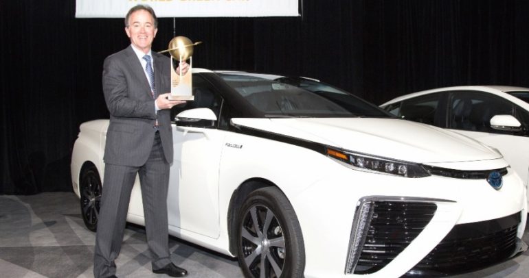 تويوتا ميراي تفوز بجائزة “أفضل سيارة صديقة للبيئة” للعام 2016